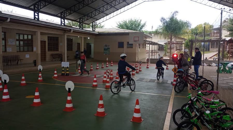 Escolinha de Trânsito leva educação e conscientização a alunos de Marques de Souza