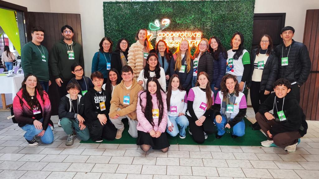 Jovens da SV-Cooper de Progresso participam de encontro estadual no Dia Internacional do Cooperativismo