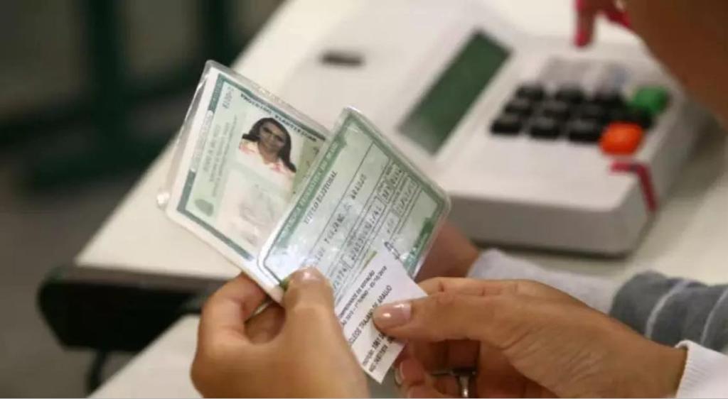 Mais de 5 milhões de brasileiros podem ter o título de eleitor cancelado