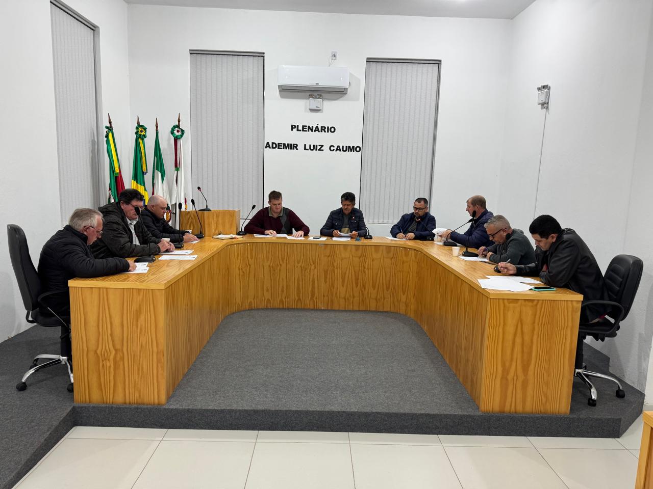 SESSÃO ORDINÁRIA DA CÂMARA DE VEREADORES EM 28/04/2025